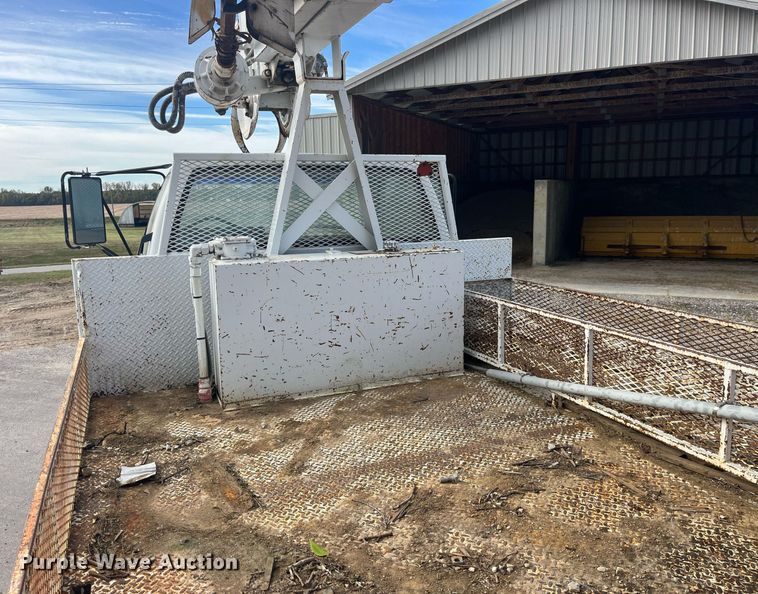 image for item EH2859 1991 GMC Topkick digger derrick truck