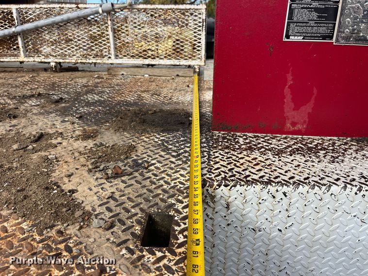 image for item EH2859 1991 GMC Topkick digger derrick truck