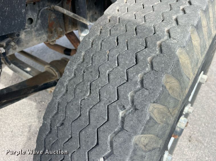 image for item EH2859 1991 GMC Topkick digger derrick truck