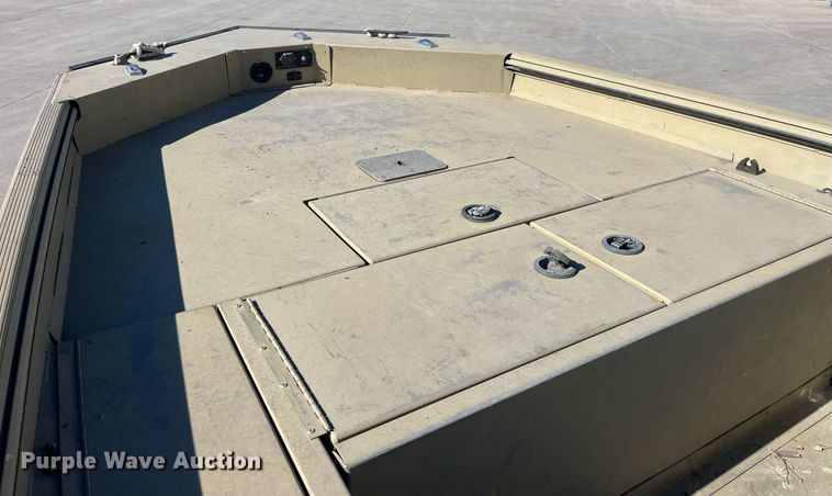 image for item EH2881 2005 Alumacraft boat