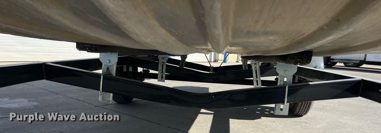 image for item EH2881 2005 Alumacraft boat