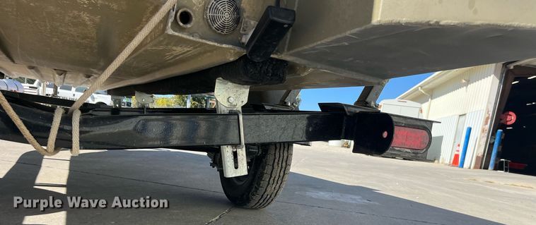 image for item EH2881 2005 Alumacraft boat