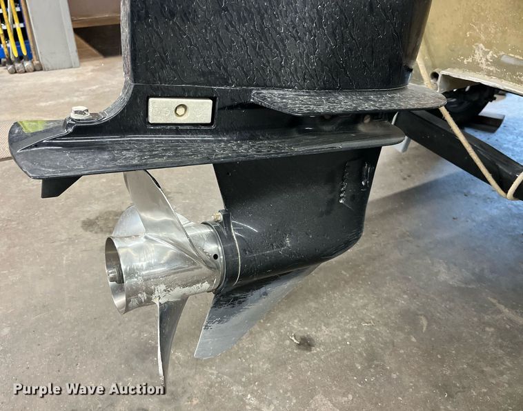 image for item EH2881 2005 Alumacraft boat