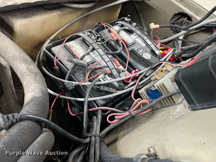 image for item EH2881 2005 Alumacraft boat