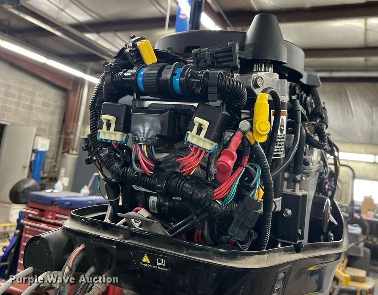 image for item EH2881 2005 Alumacraft boat