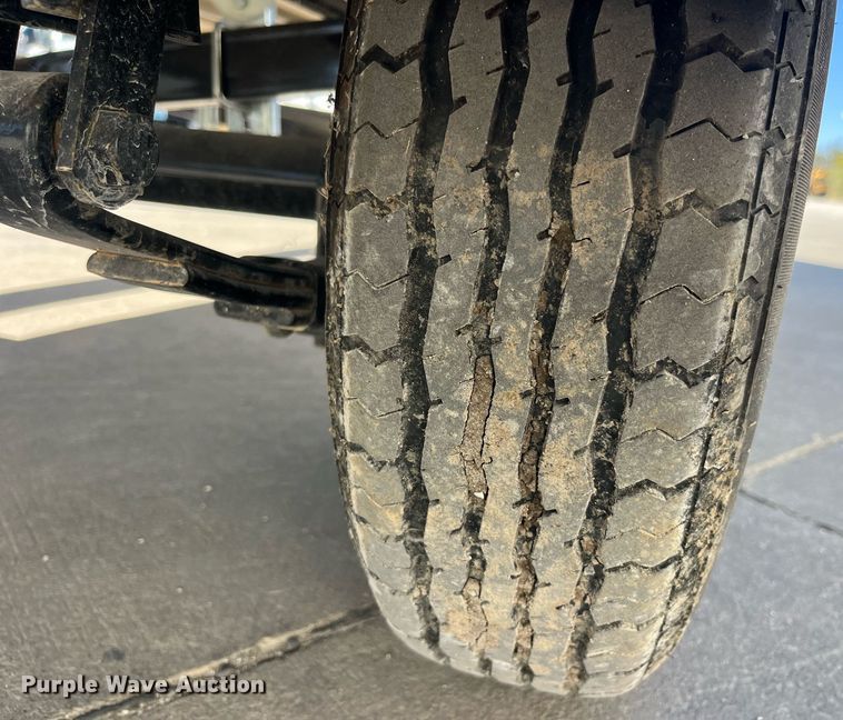 image for item EH2881 2005 Alumacraft boat