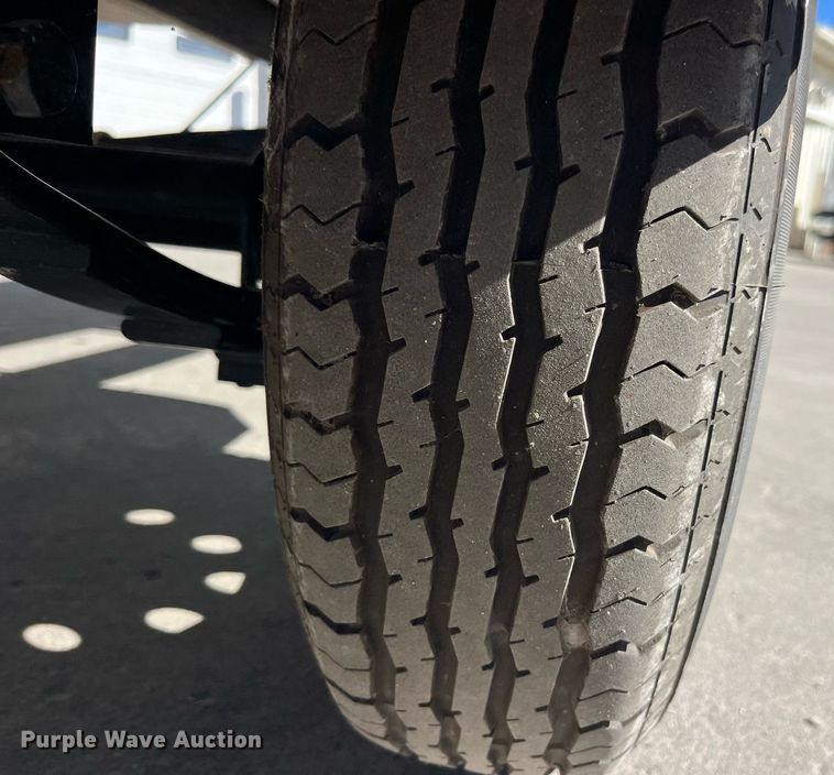 image for item EH2881 2005 Alumacraft boat