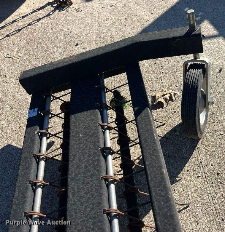 image for item EH2884 (2) tine dethatchers