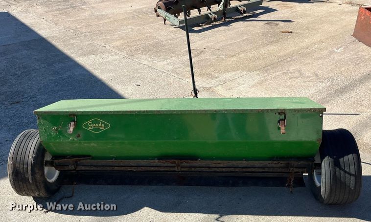 image for item EH2887 Gandy seeder