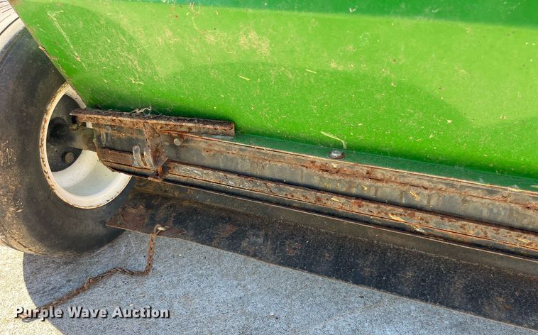 image for item EH2887 Gandy seeder