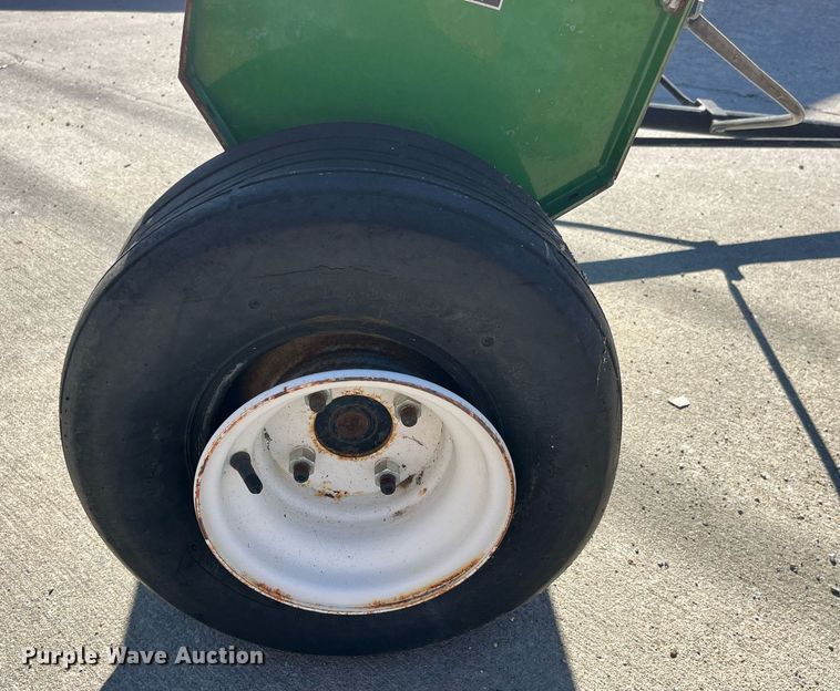 image for item EH2887 Gandy seeder