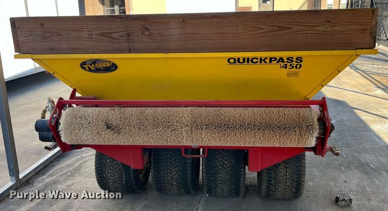 image for item EH2888 2005 Ty-Crop Quick pass 450 top dresser spreader