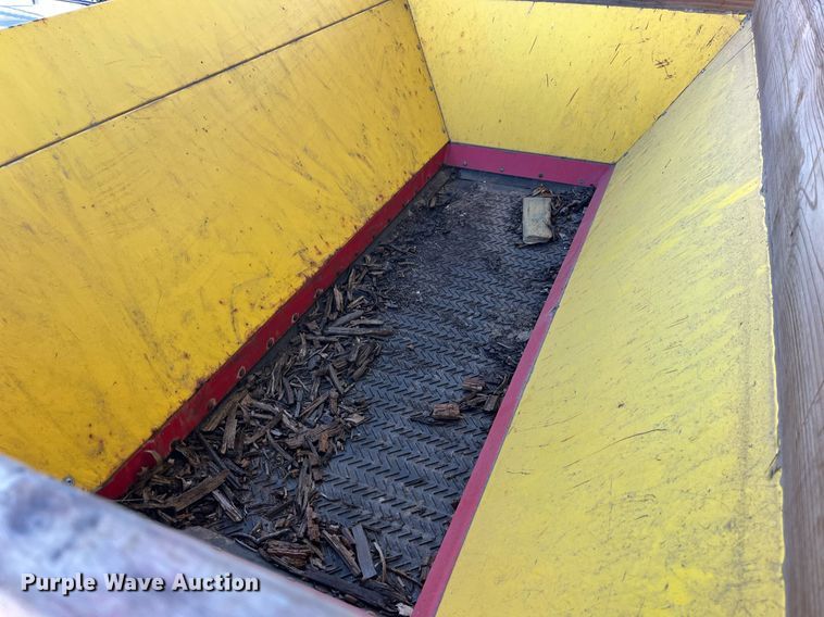 image for item EH2888 2005 Ty-Crop Quick pass 450 top dresser spreader