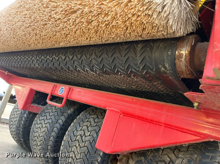 image for item EH2888 2005 Ty-Crop Quick pass 450 top dresser spreader