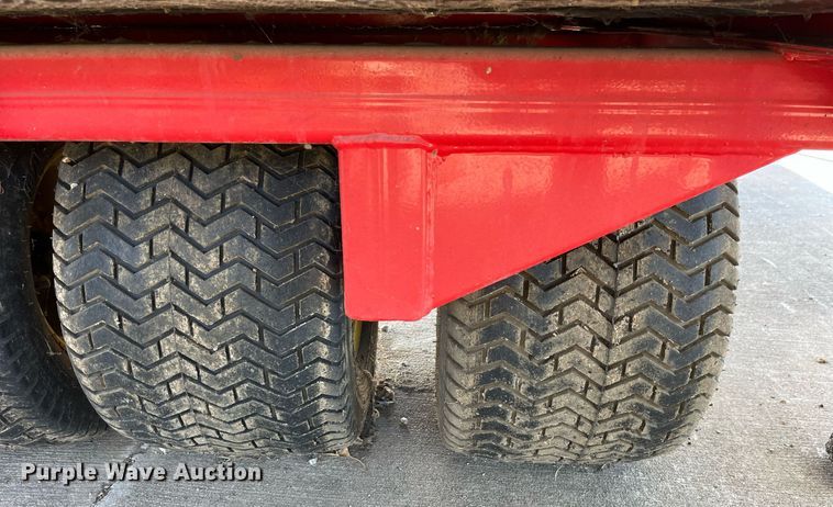 image for item EH2888 2005 Ty-Crop Quick pass 450 top dresser spreader