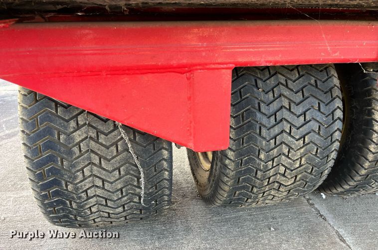 image for item EH2888 2005 Ty-Crop Quick pass 450 top dresser spreader