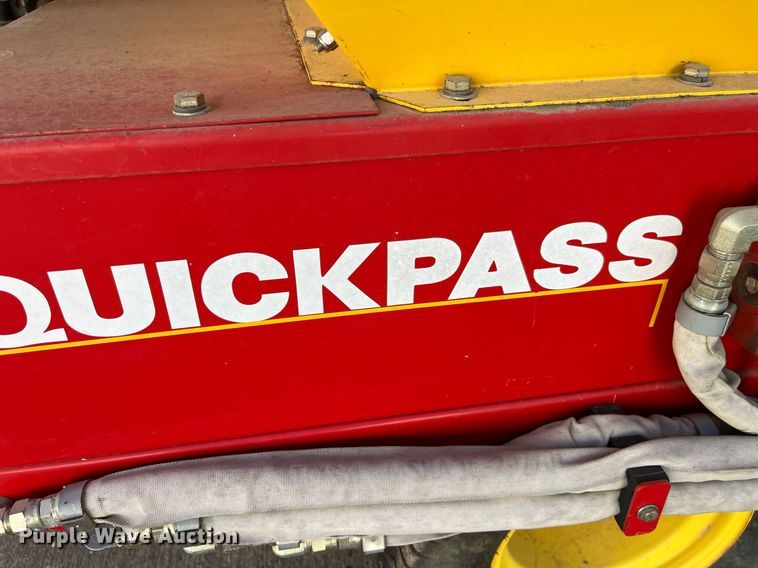 image for item EH2888 2005 Ty-Crop Quick pass 450 top dresser spreader