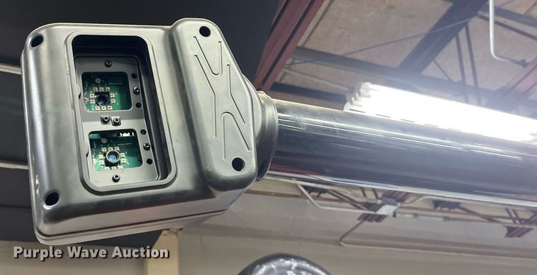 image for item EH2889 Hunter R811 alignment machine