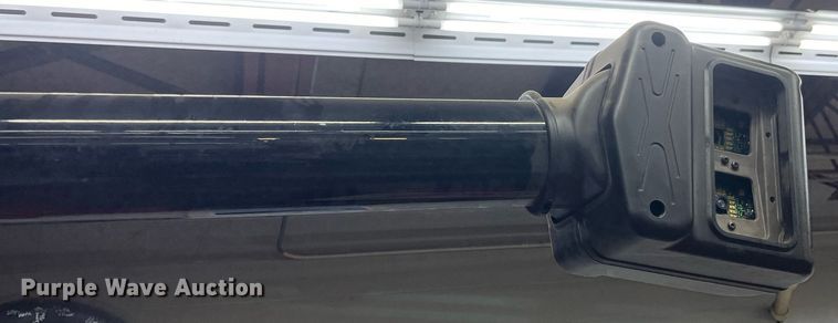 image for item EH2889 Hunter R811 alignment machine