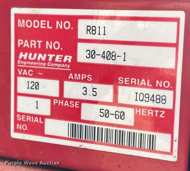 image for item EH2889 Hunter R811 alignment machine