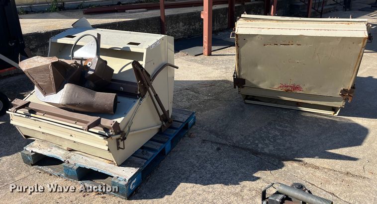 image for item EH2892 (2) Grasshopper grass baggers