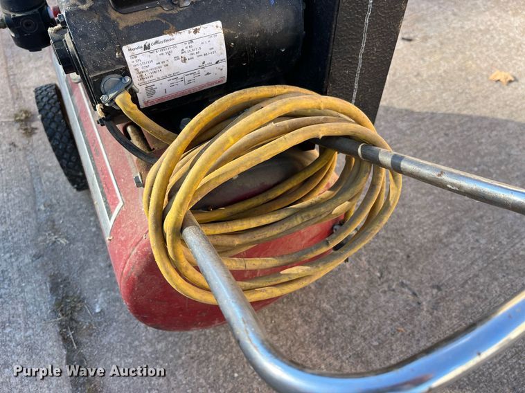 image for item EH2895 Sanborn M109BL300-22 air compressor