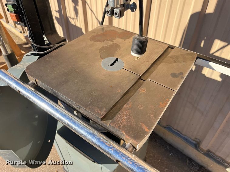 image for item EH2896 Delta band saw