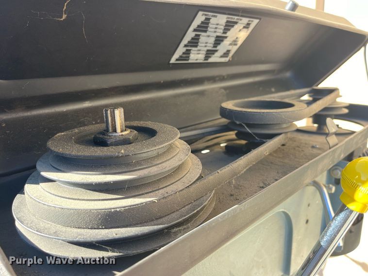 image for item EH2897 (3) drill presses