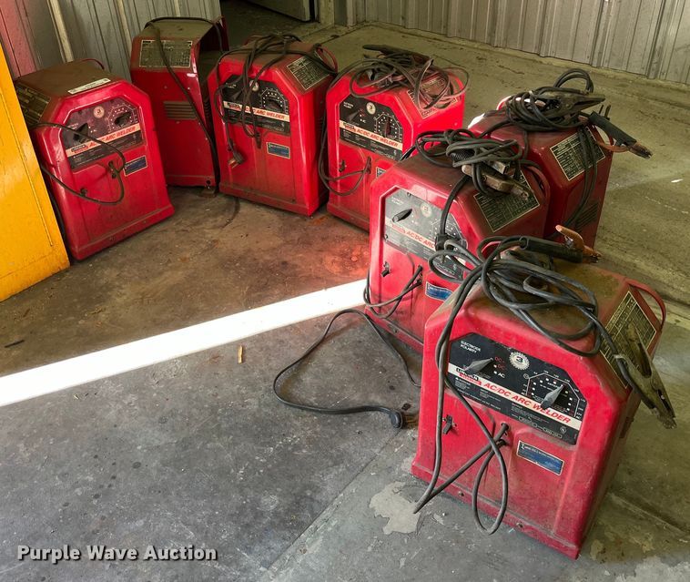 image for item EH2899 (8) Lincoln Electric 225/125 welders