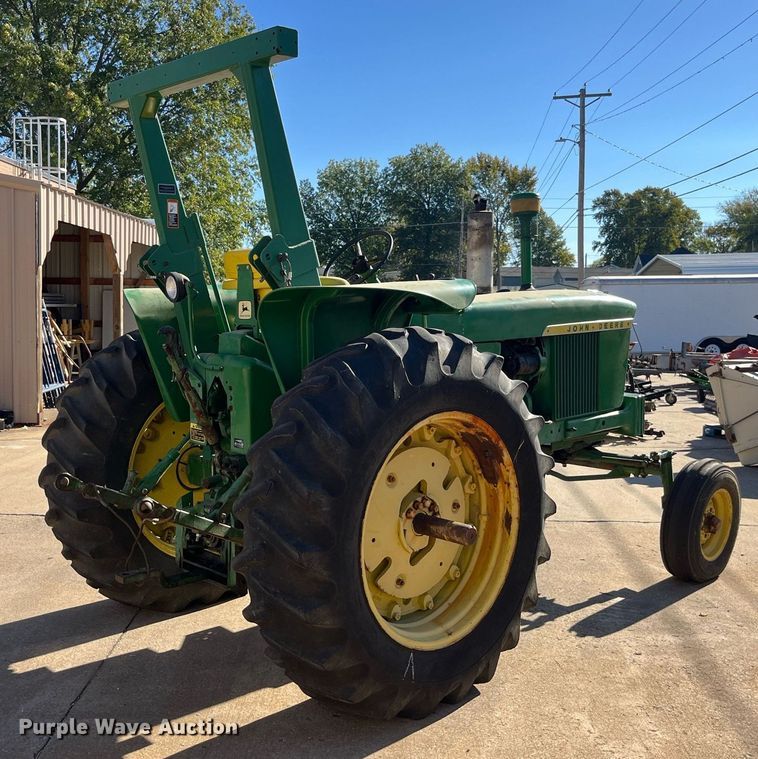 image for item EH2901 1968 John Deere 3020 tractor