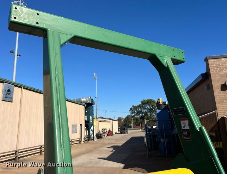 image for item EH2901 1968 John Deere 3020 tractor