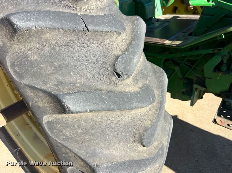 image for item EH2901 1968 John Deere 3020 tractor