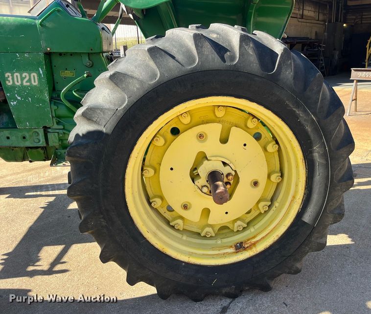 image for item EH2901 1968 John Deere 3020 tractor