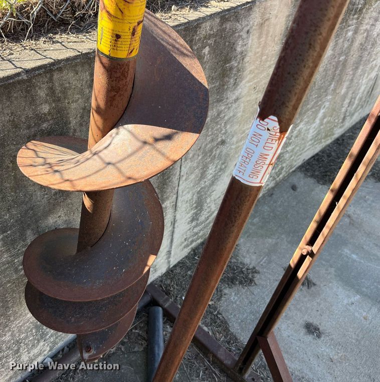 image for item EH2903 The Leinbach Line post hole auger