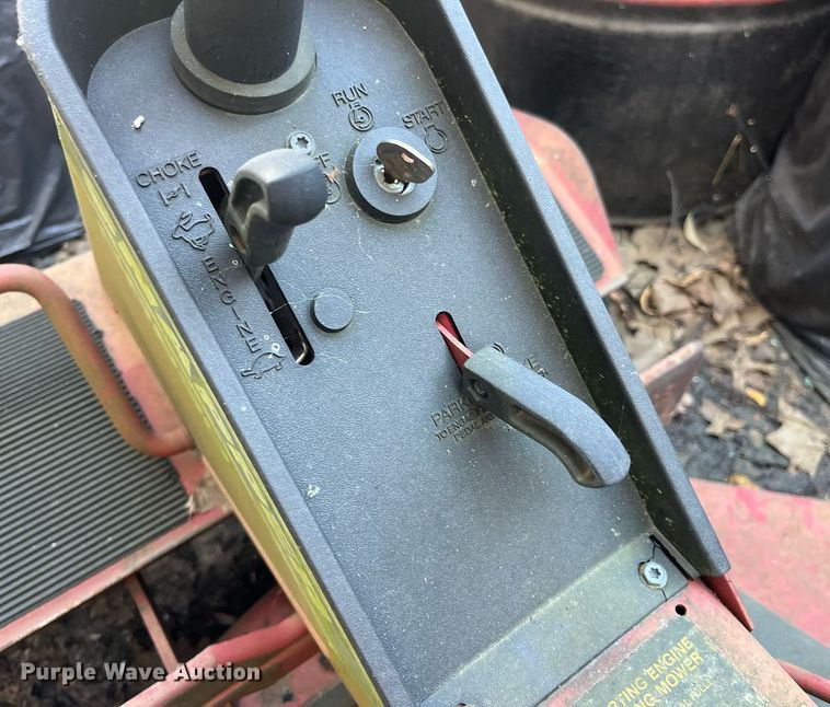 image for item EH2912 Snapper SR930 lawn mower