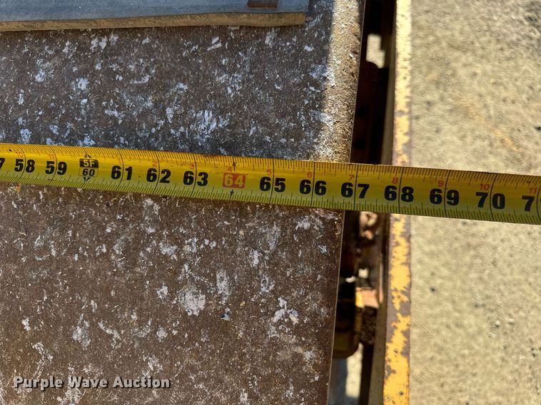 image for item EH7115 1991 Caterpillar CB-534 double drum vibratory roller