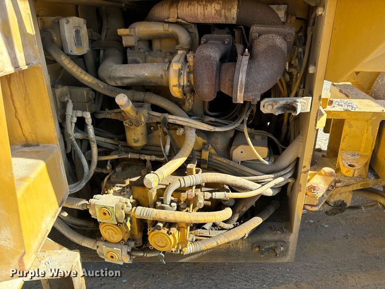 image for item EH7115 1991 Caterpillar CB-534 double drum vibratory roller