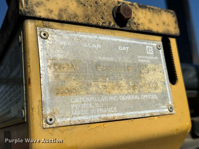 image for item EH7115 1991 Caterpillar CB-534 double drum vibratory roller