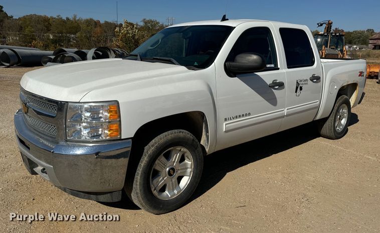 image for item EH7116 2013 Chevrolet Silverado 1500 Crew Cab pickup truck