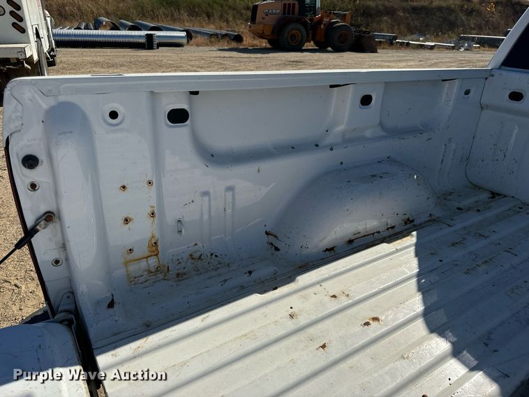 image for item EH7116 2013 Chevrolet Silverado 1500 Crew Cab pickup truck