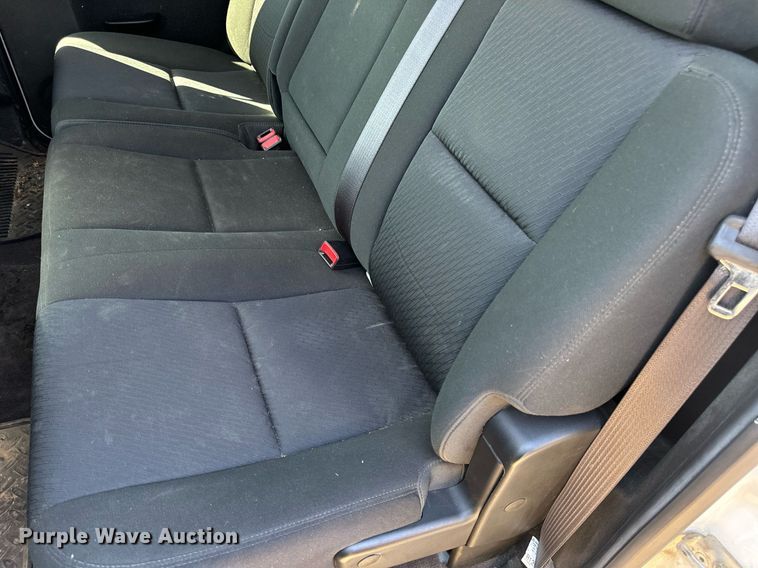 image for item EH7116 2013 Chevrolet Silverado 1500 Crew Cab pickup truck