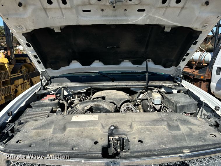 image for item EH7116 2013 Chevrolet Silverado 1500 Crew Cab pickup truck