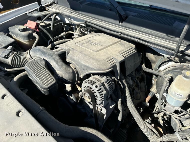 image for item EH7116 2013 Chevrolet Silverado 1500 Crew Cab pickup truck