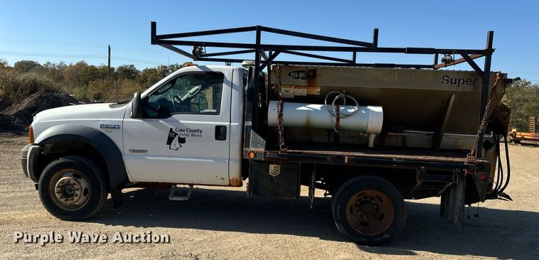 image for item EH7117 2006 Ford F550 Super Duty XL flatbed truck