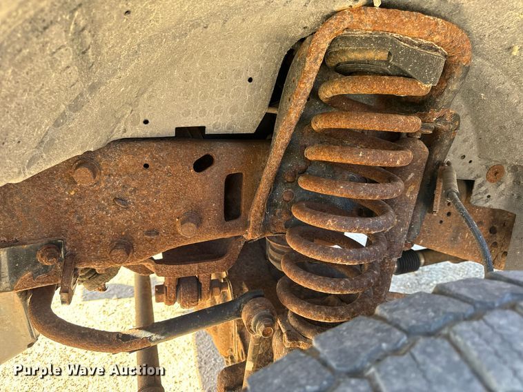 image for item EH7117 2006 Ford F550 Super Duty XL flatbed truck