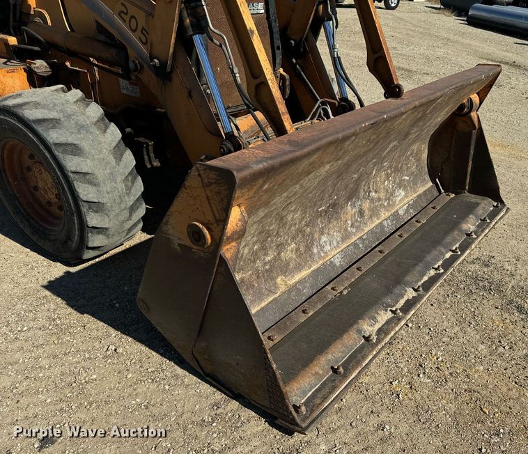 image for item EH7122 2002 Case 590 Super M backhoe