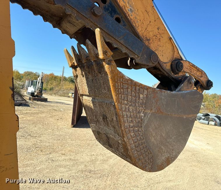 image for item EH7122 2002 Case 590 Super M backhoe