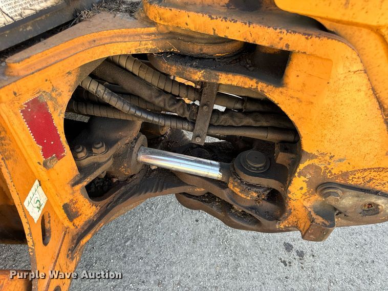 image for item EH7122 2002 Case 590 Super M backhoe