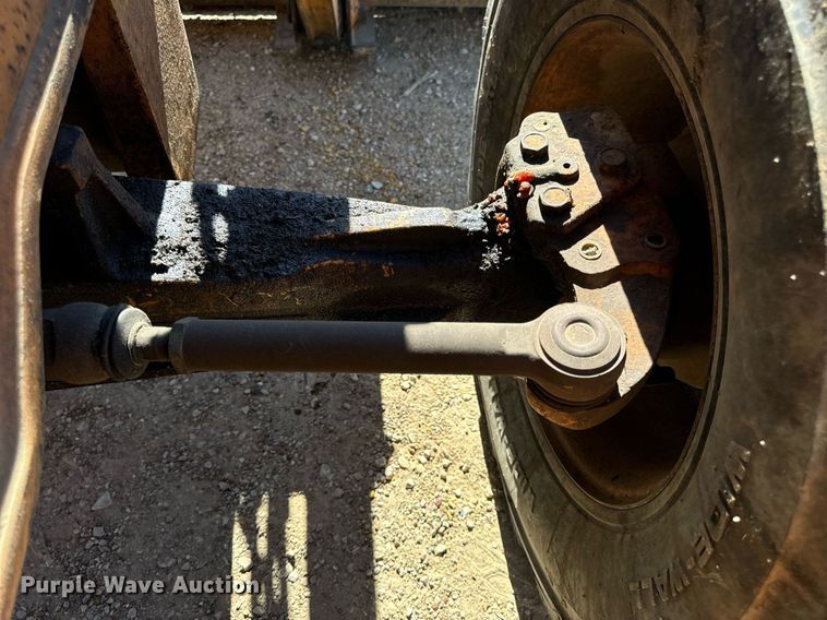 image for item EH7122 2002 Case 590 Super M backhoe