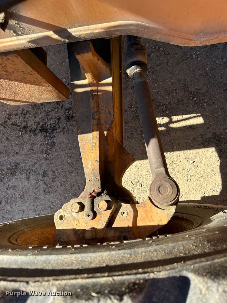 image for item EH7122 2002 Case 590 Super M backhoe